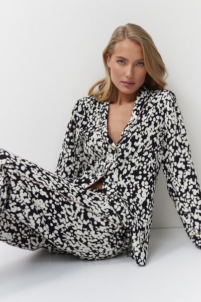 Женская пижама черного цвета рубашка и брюки Aruelle Solene pajama long M Solene pajama long фото
