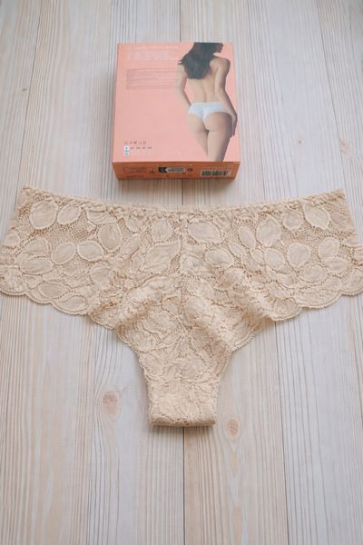 Жіночі трусики бразиліана з мереживом Cotonella ADD33 S ADD33 фото