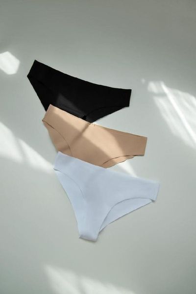 Женские хлопковые белые трусы бразилиана бесшовные Jasmine Lingerie Mickey 9201 L 9201 фото